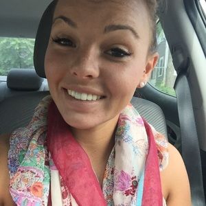 Meet your Posher, Ccatherine